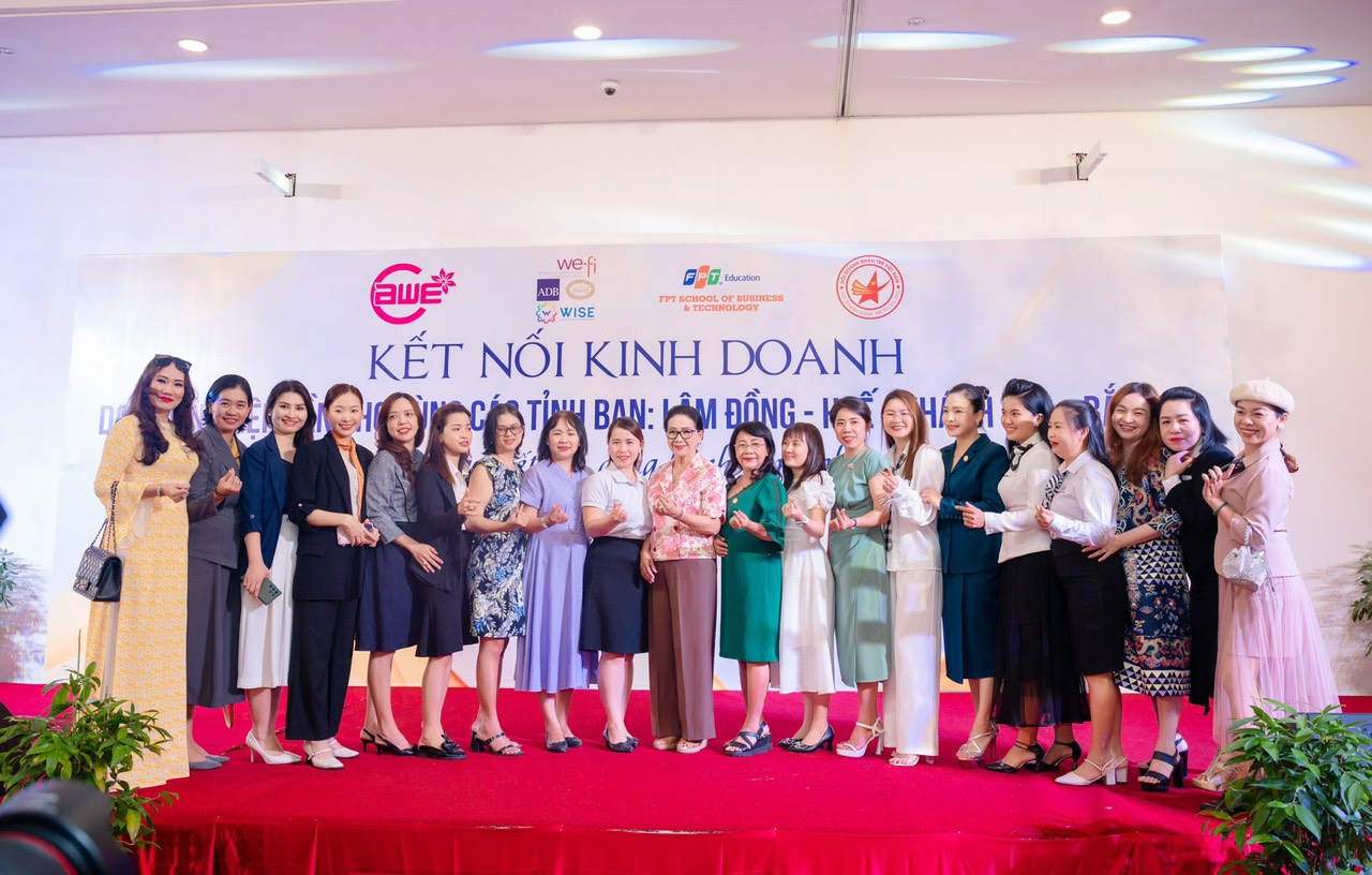 Kết Nối Doanh Nghiệp & Talkshow Lãnh Đạo Linh Hoạt Ứng Biến Trong Môi Trường Vạn Biến cùng diễn giả Hoàng Nam Tiến.